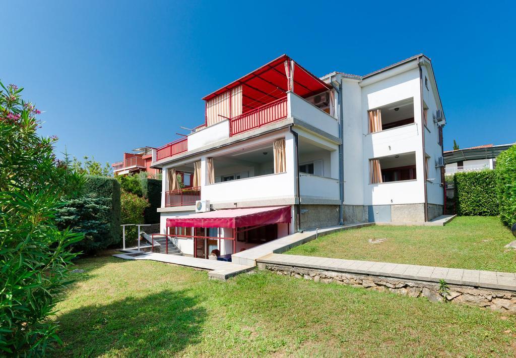 Apartments Miha Krk Town Exterior photo